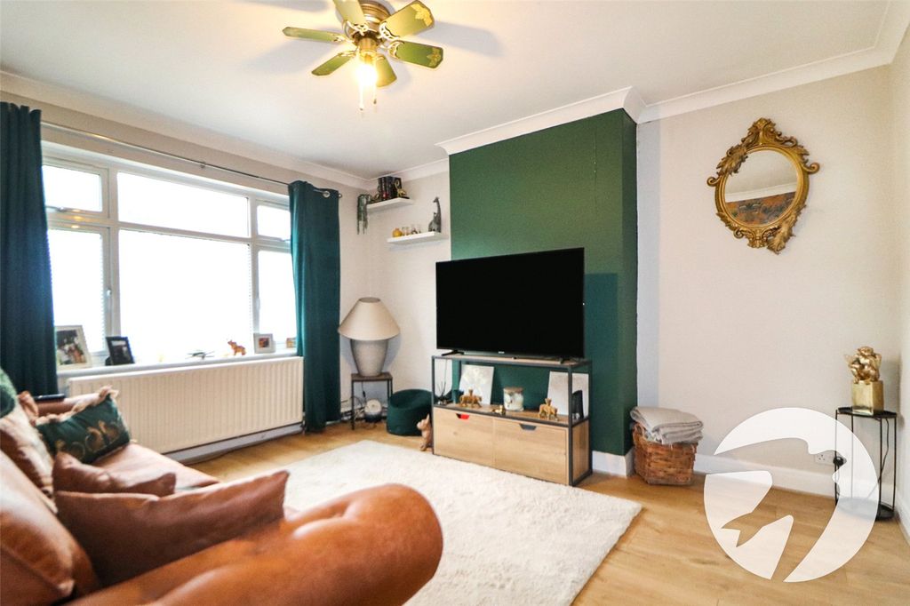 Property photo 2 of 26 Picture No. 31