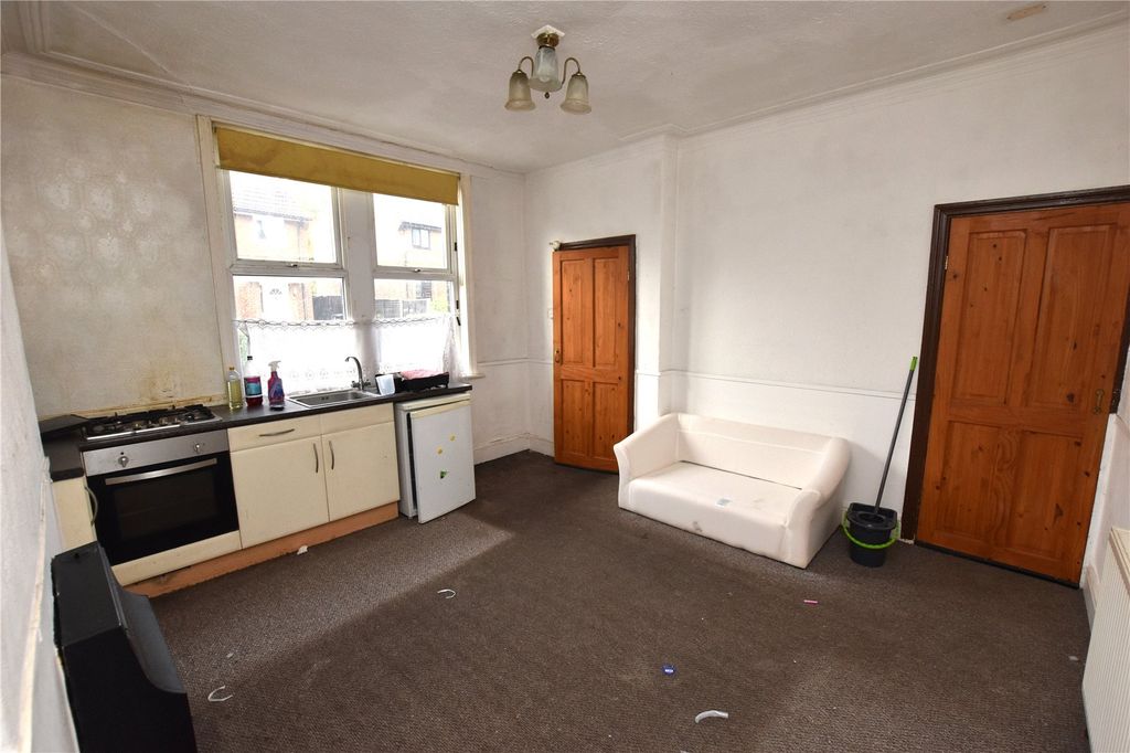 Property photo 3 of 11 Picture No. 04