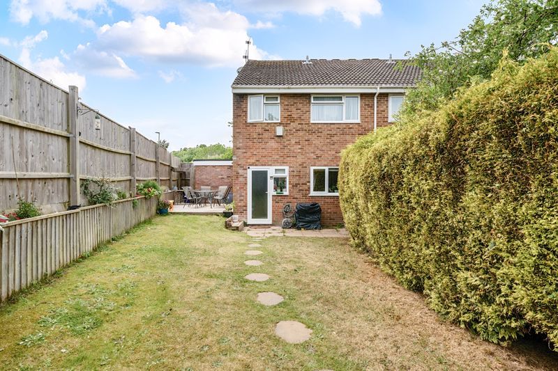 Property photo 1 of 11 Rear / Garden