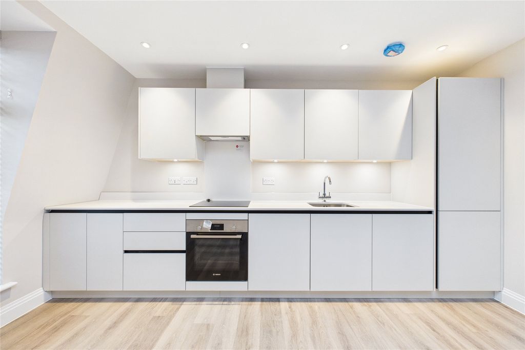 Property photo 3 of 11 Picture No. 06