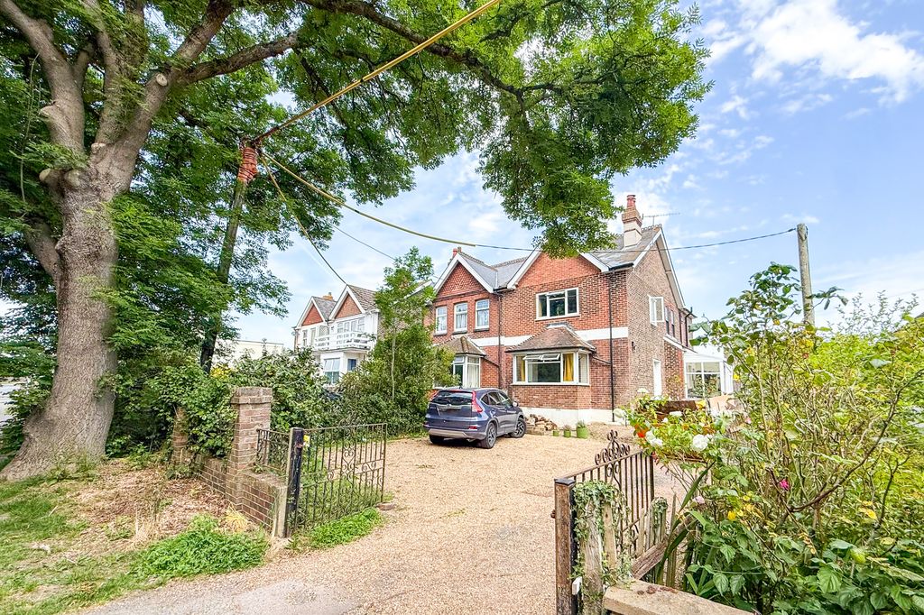 Property photo 1 of 24