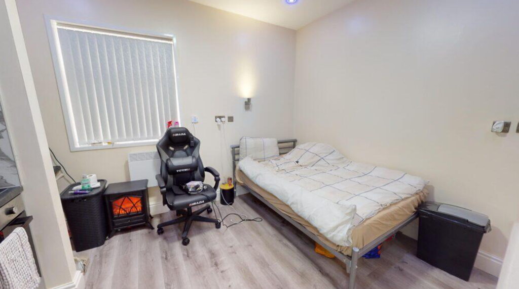 Property photo 2 of 4