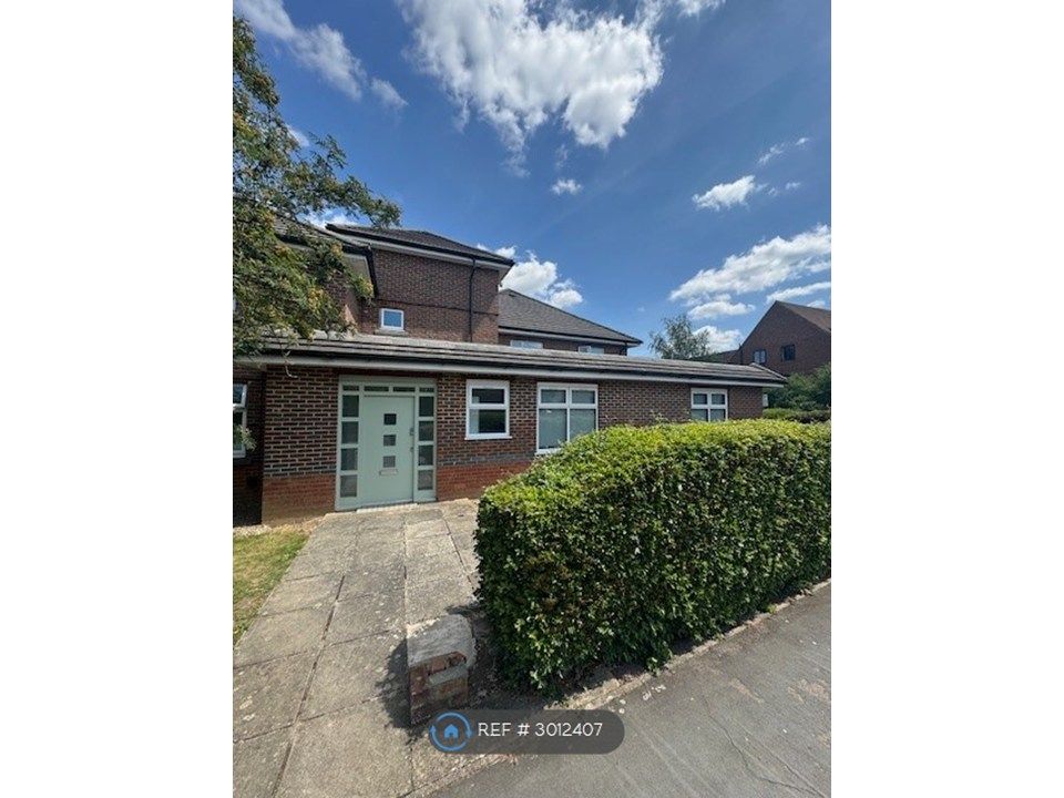 Property photo 1 of 31
