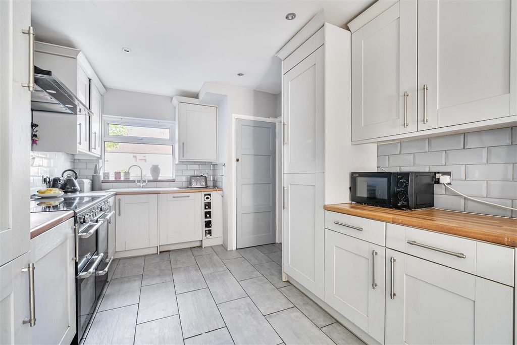 Property photo 3 of 23 1358851-10-68Da6A36De08E.Jpg