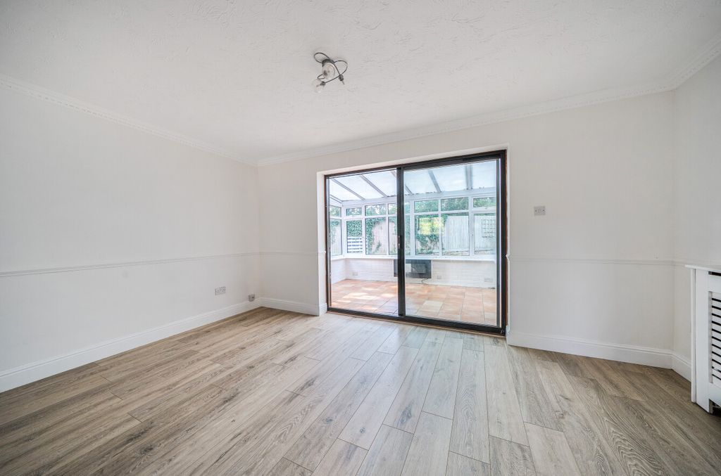 Property photo 3 of 14 1481472-9-6A38F3d...