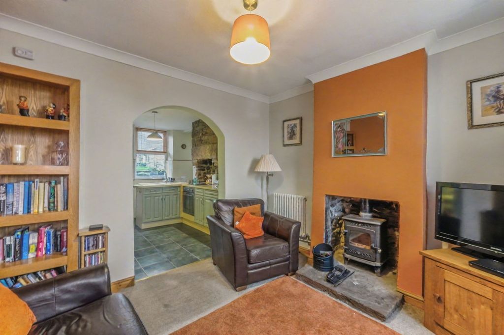 Property photo 3 of 13