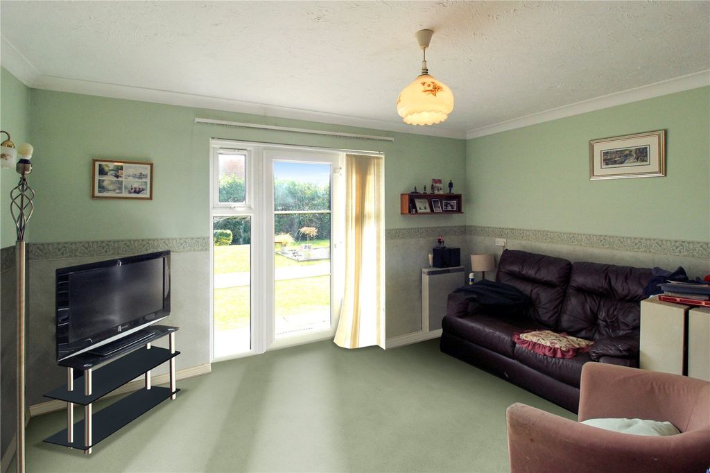 Property photo 2 of 8 Picture No. 03