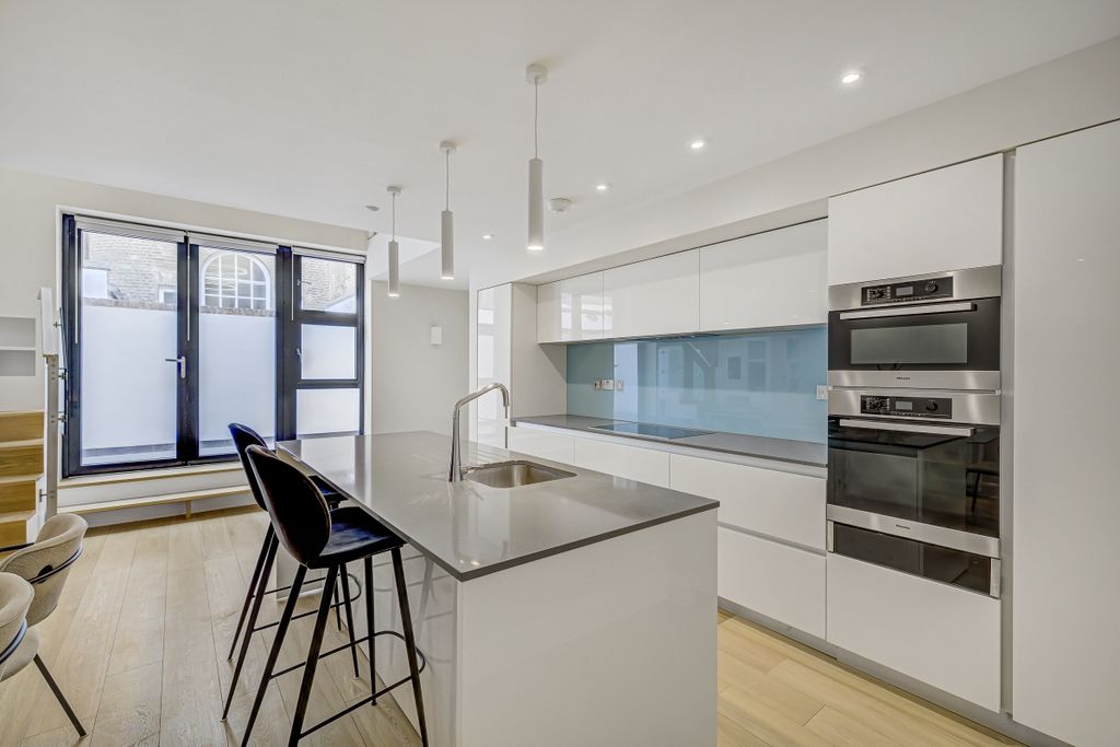 Property photo 2 of 32 306A9721_2_3_4_5I...