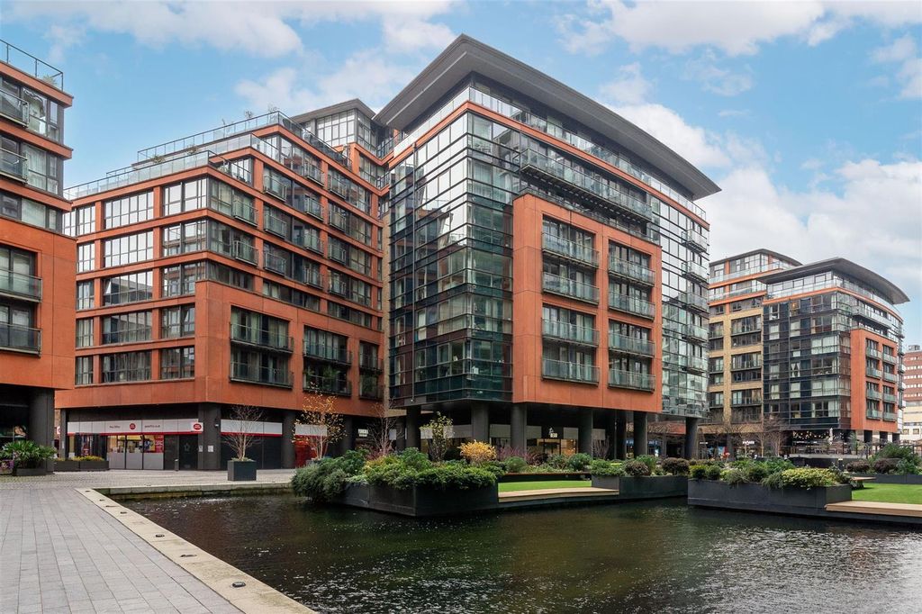 Property photo 2 of 16 Photo 1