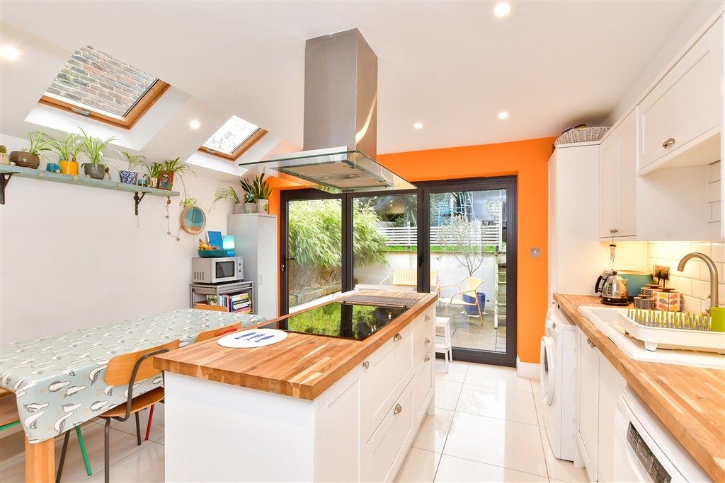 Property photo 3 of 15 Kitchen/ Diner