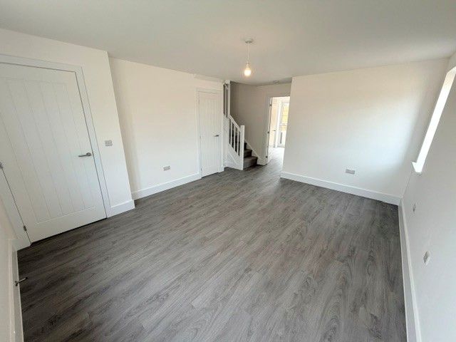 Property photo 2 of 11 Living Room