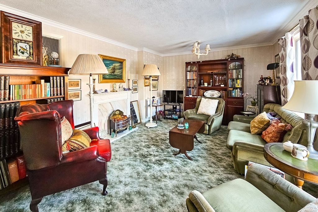 Additional image 12 of 2 bed flat for saleOtley Road, Duchy Court Otley Road HG2