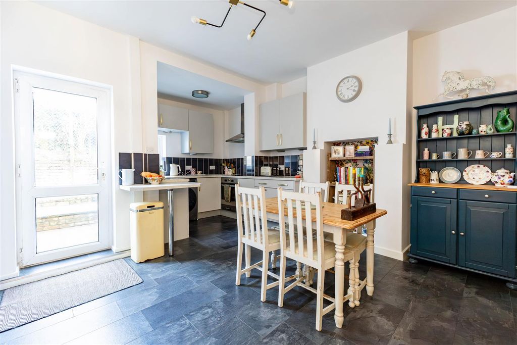 Property photo 3 of 17 Img_0724.Jpg