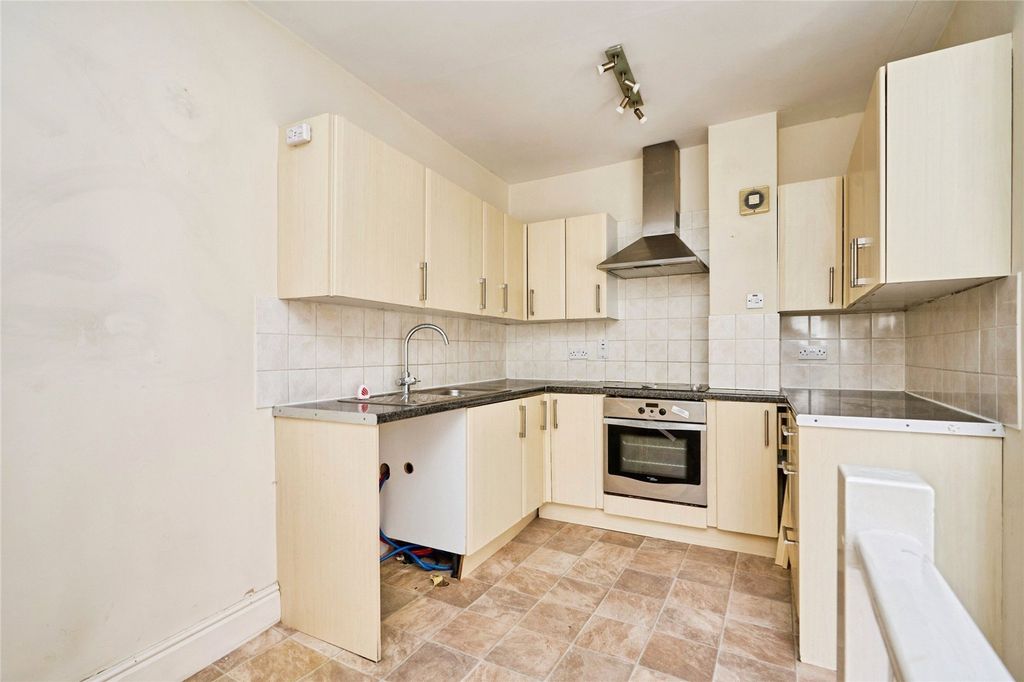 Property photo 2 of 10 Kitchen/Diner