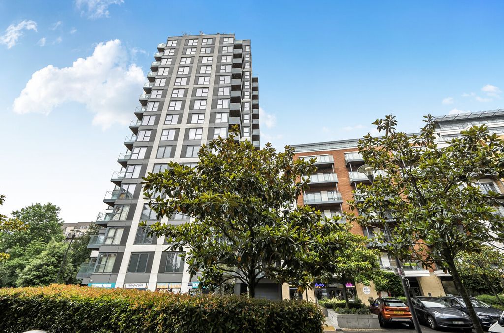 Property photo 1 of 19 1470504-6-6A2A7E9...