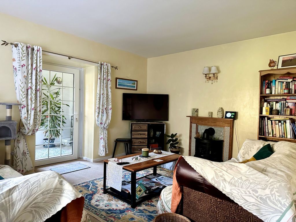 Property photo 3 of 18