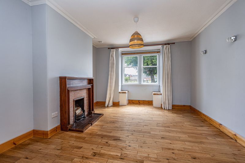 Property photo 3 of 30 Sitting Room