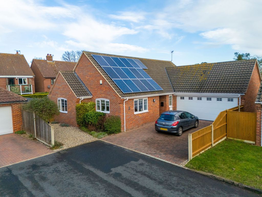 Property photo 1 of 24