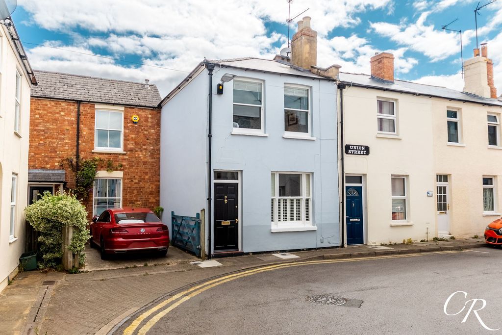Property photo 1 of 13
