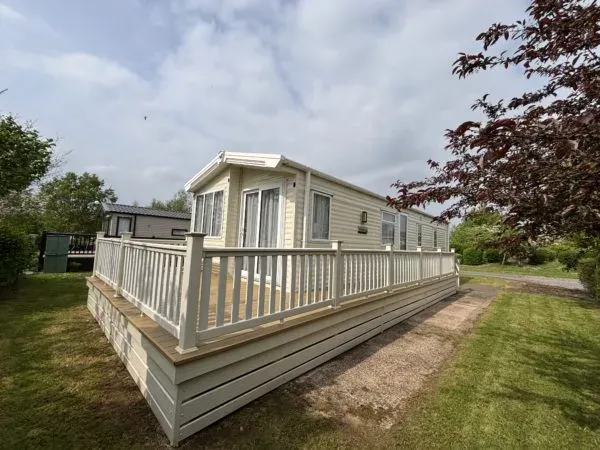 Property photo 1 of 8 1