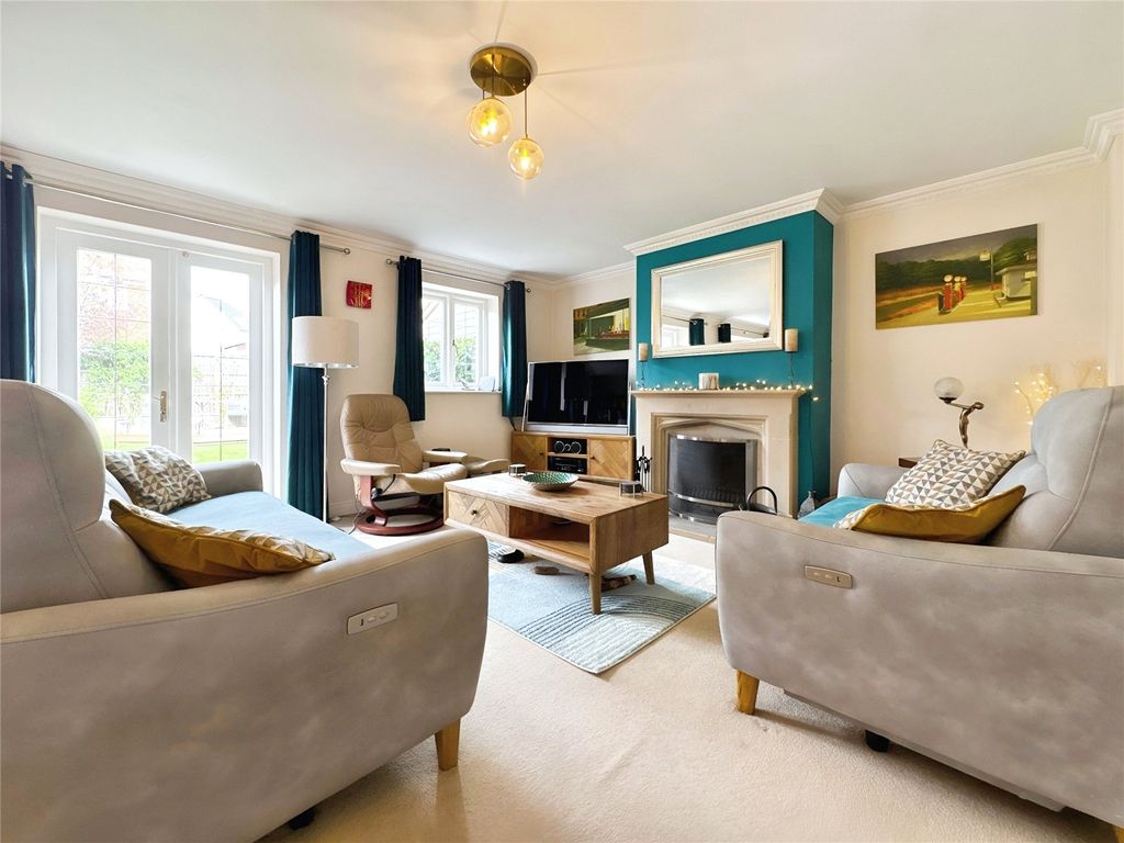 Property photo 2 of 17 Picture No. 09