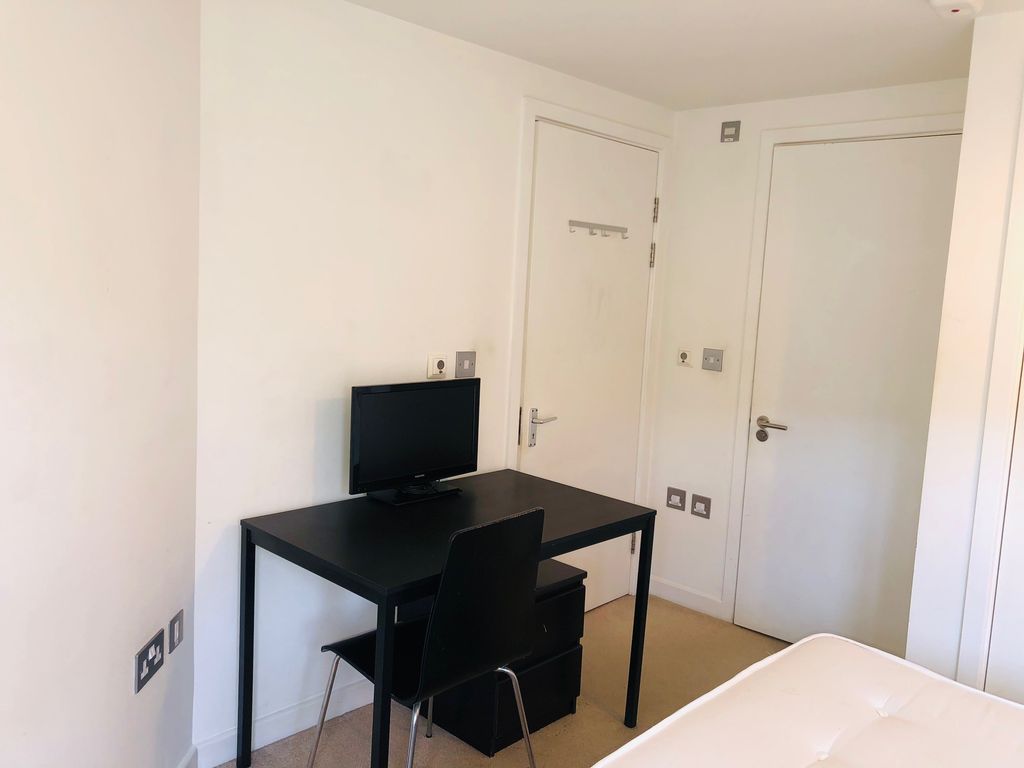 Property photo 3 of 14 En-Suite Double Room For Rent, Canada Water, Maxwellproperties.Co.uk