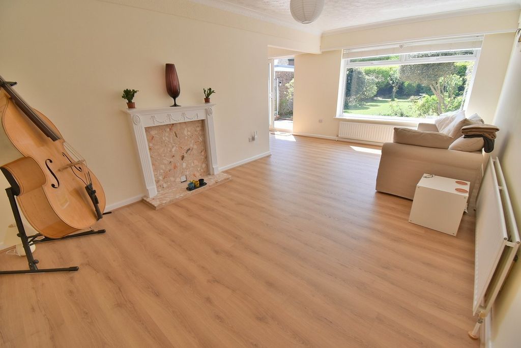 Property photo 3 of 15