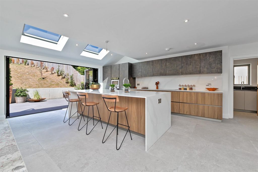 Property photo 3 of 17 3Silverwoodbarns-14.Jpg