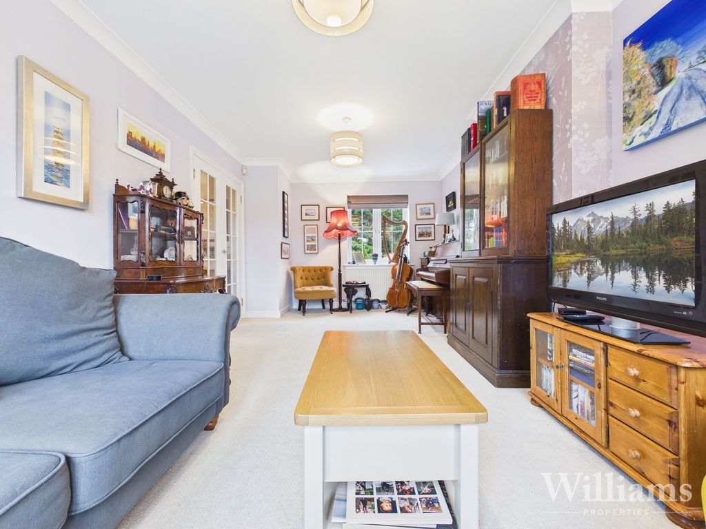 Property photo 3 of 20