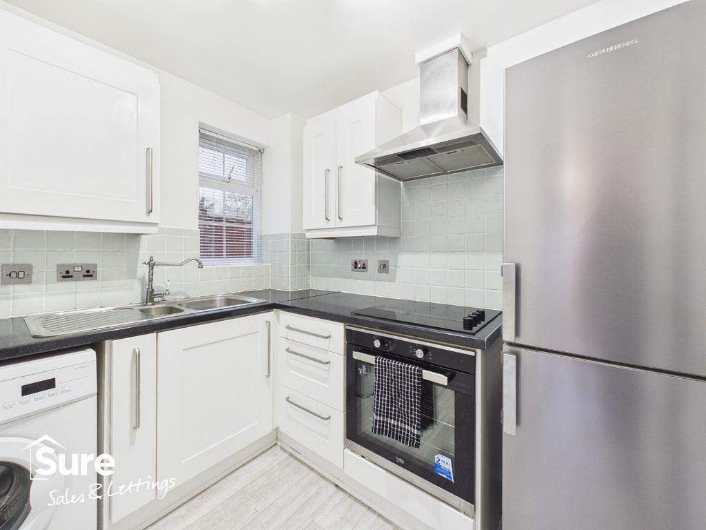 Property photo 3 of 14 5002046