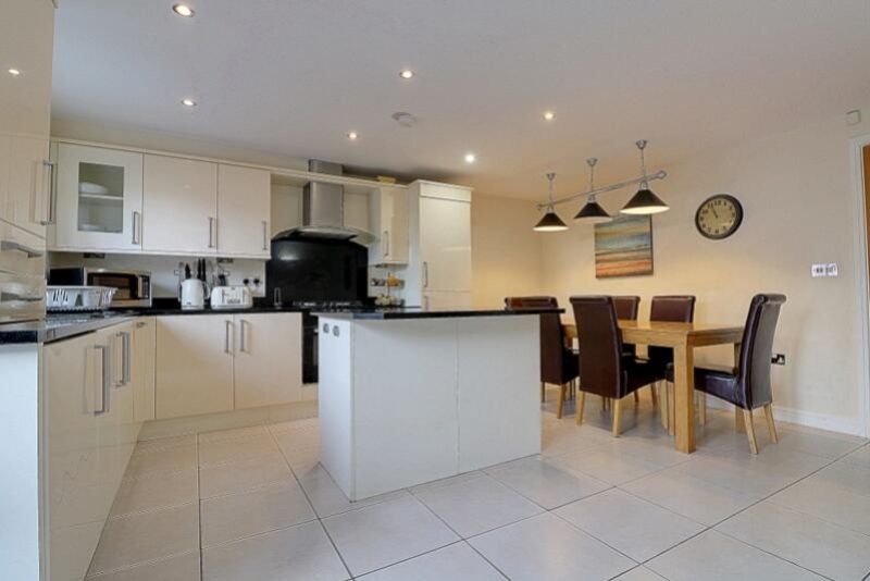 Property photo 2 of 14 3