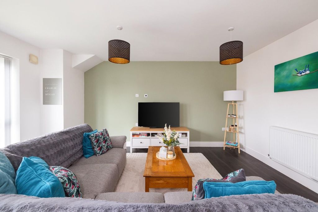 Property photo 1 of 30 Char5240.Jpg