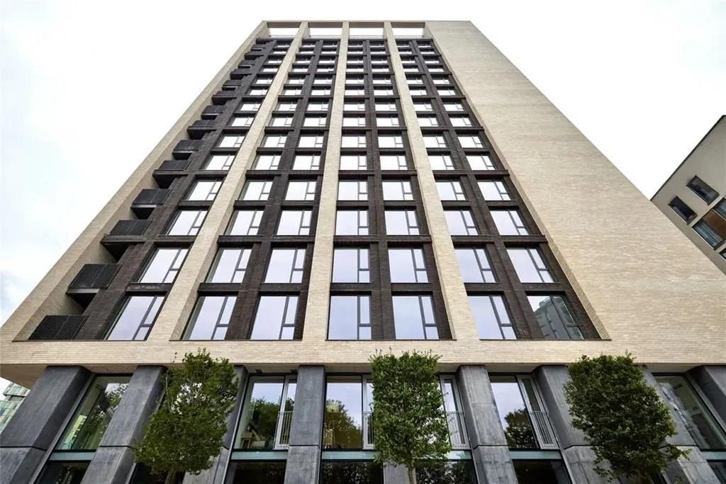 Property photo 1 of 21 E0790682Dcd3Be013F103E146Bfc83d642E8265A (1)