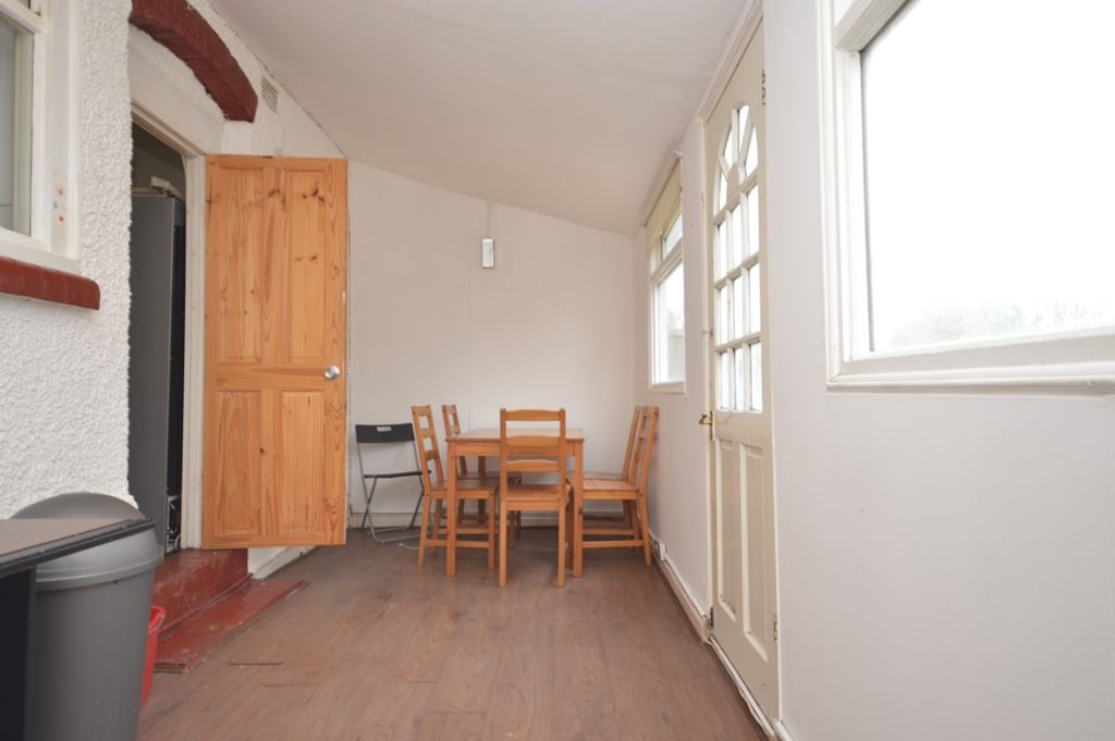 Property photo 2 of 13 Dsc 0027