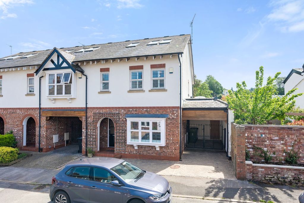 Property photo 1 of 23