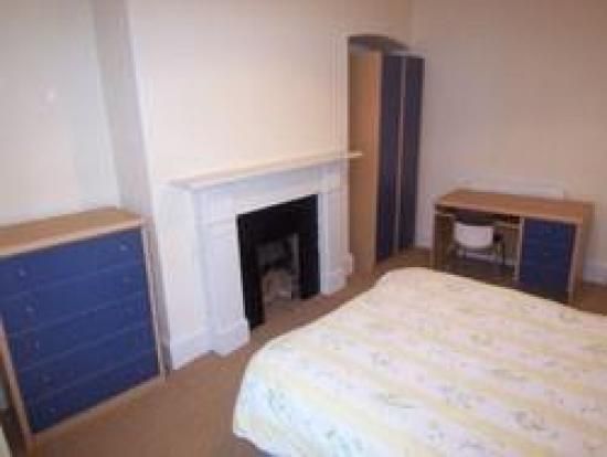 Property photo 1 of 5 Flat 2 Bedroom.Jpg