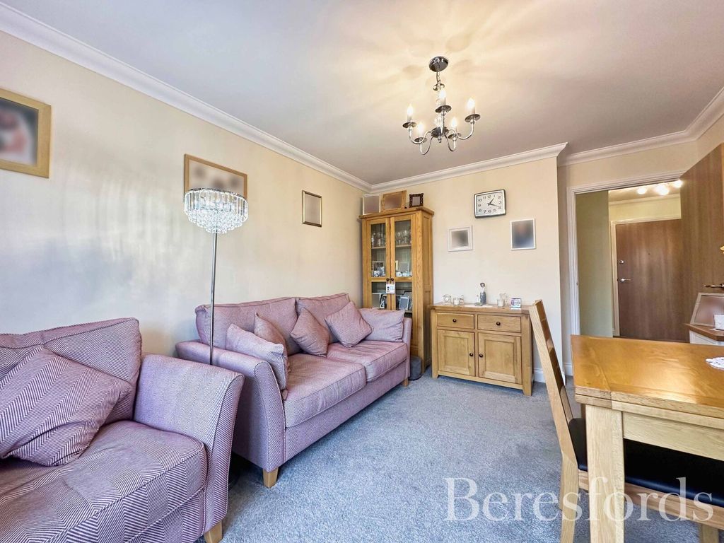 Property photo 3 of 13 Picture No. 15