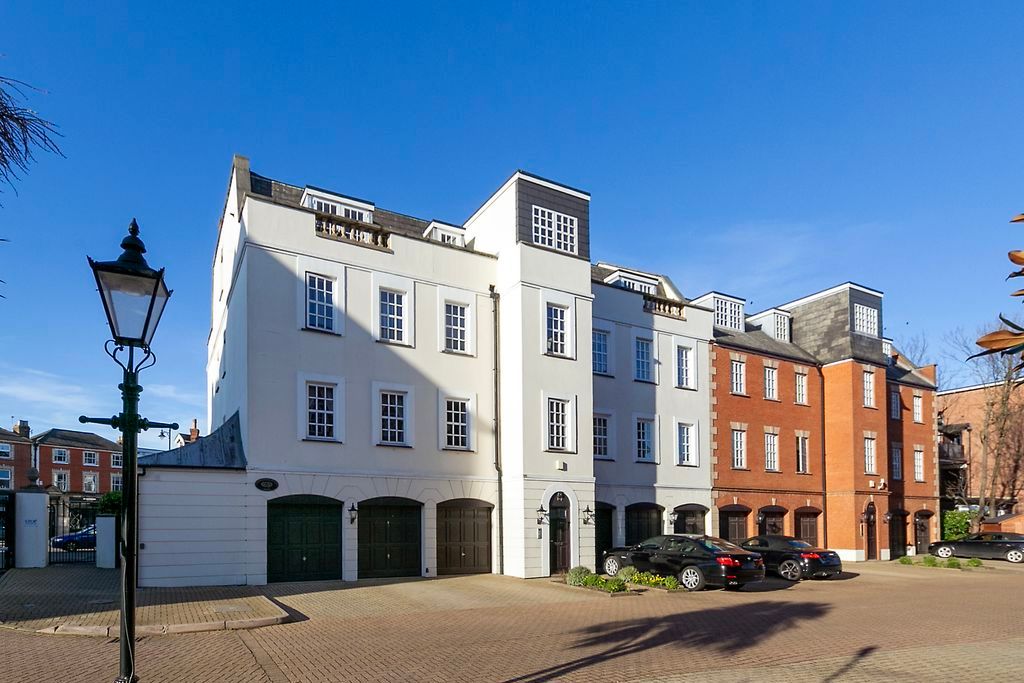 Additional image 14 of 2 bed flat for saleQueens Reach, East Molesey KT8