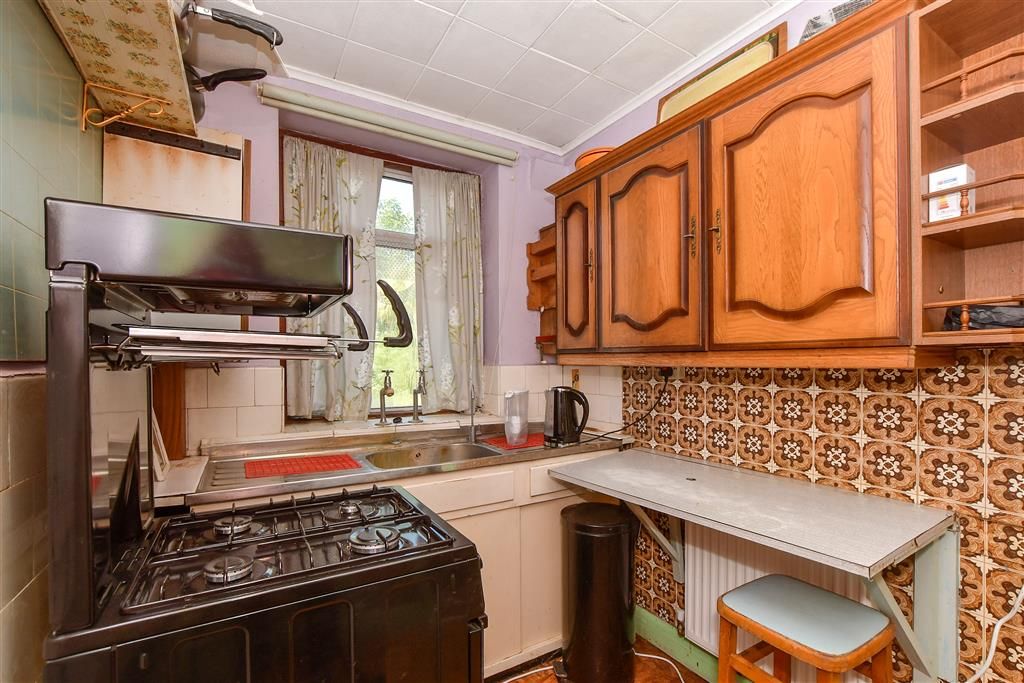 Property photo 2 of 15 Kitchen