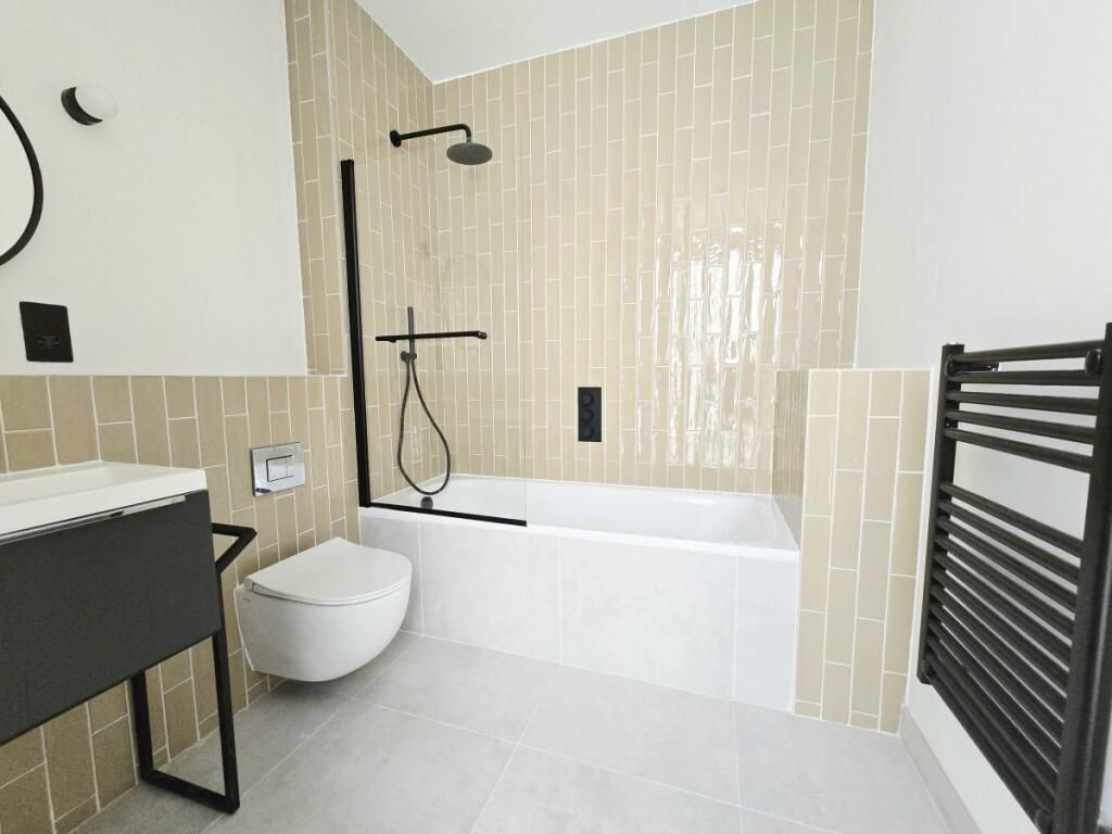 Property photo 2 of 4 4
