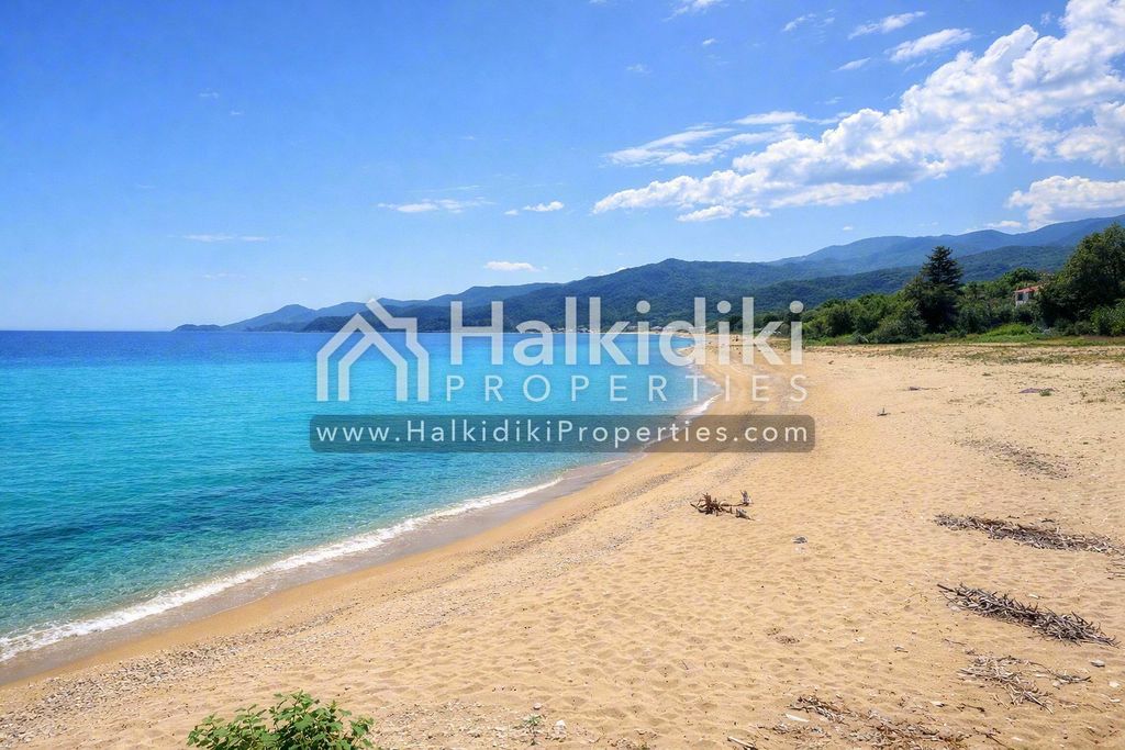 Property photo 1 of 5 Land Halkidiki Olimpiada