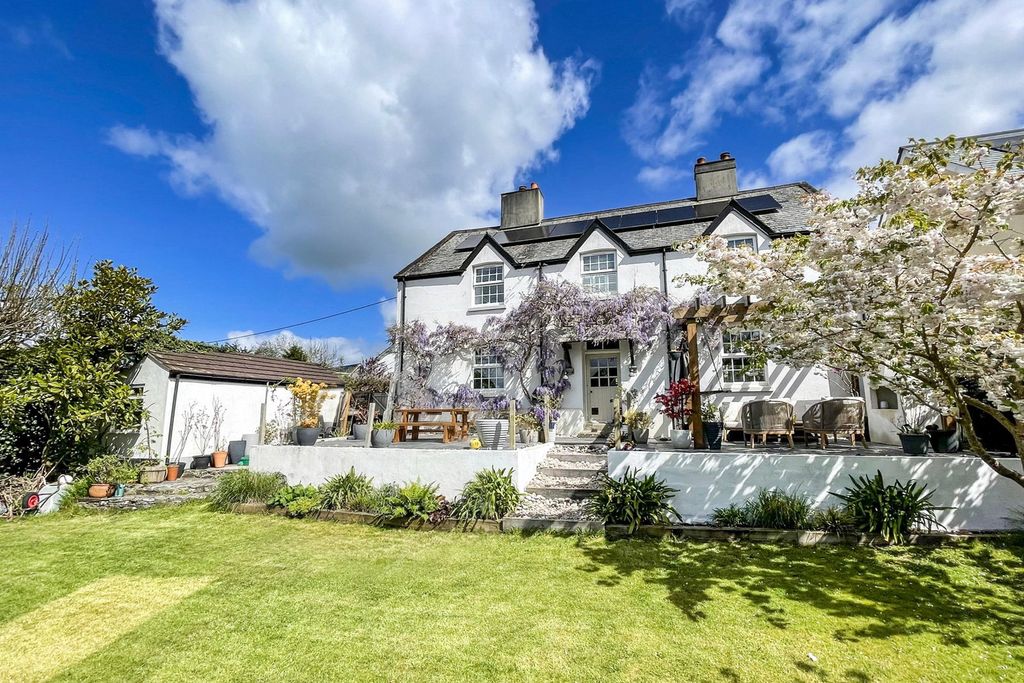 Property photo 1 of 31