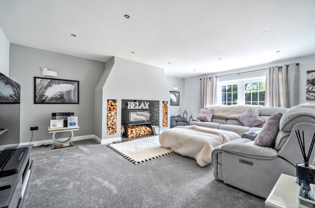 Property photo 2 of 26 1487053-19-6A4Fd6...