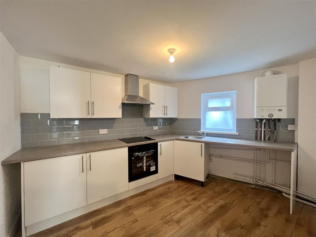 Property photo 1 of 8 Tempimageqjegkn.Jpg