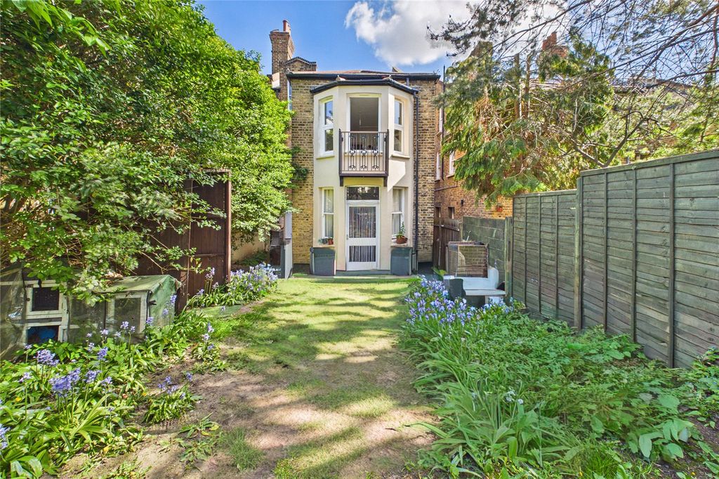 Property photo 1 of 9 Picture No. 11