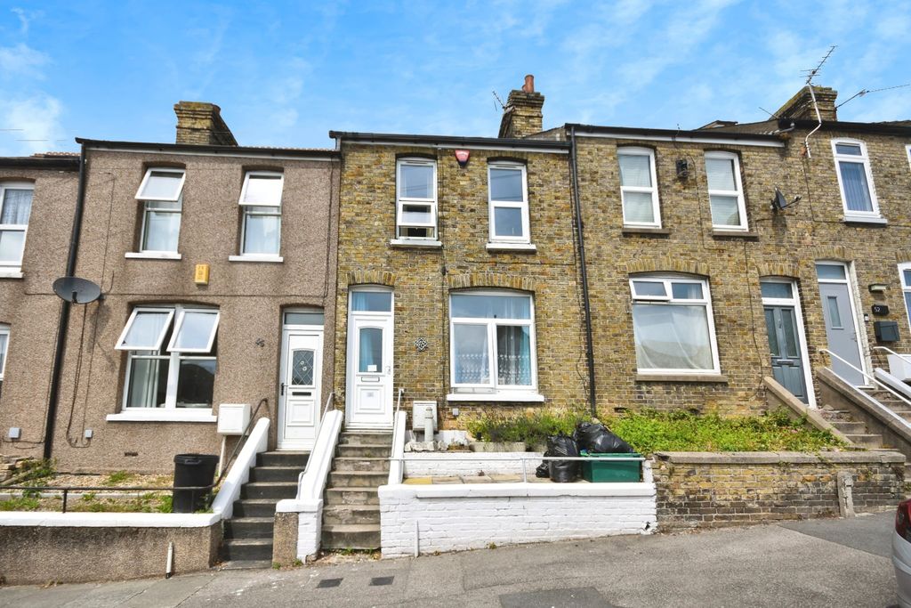 Property photo 1 of 9