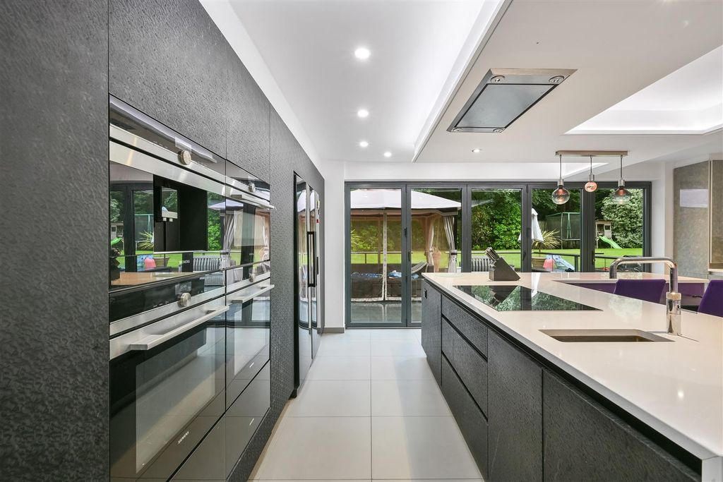 Property photo 2 of 44 Crazes-1.Jpg