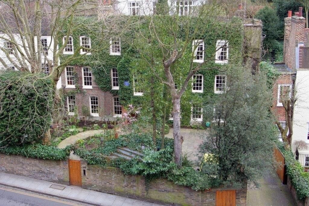 Property photo 2 of 7 Image