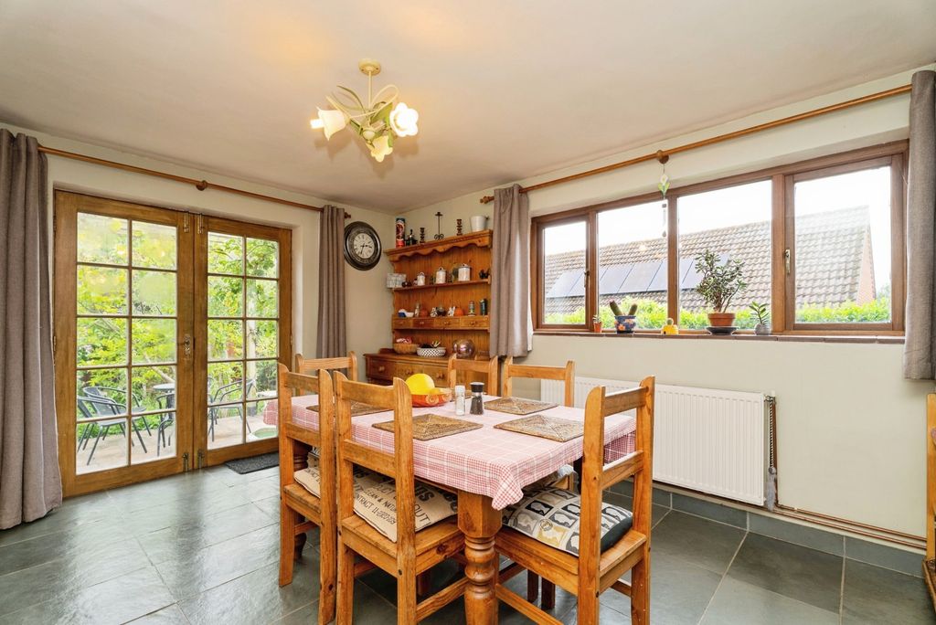 Additional image 5 of 4 bed detached house for saleNorwich Road, Fakenham, Norfolk NR21
