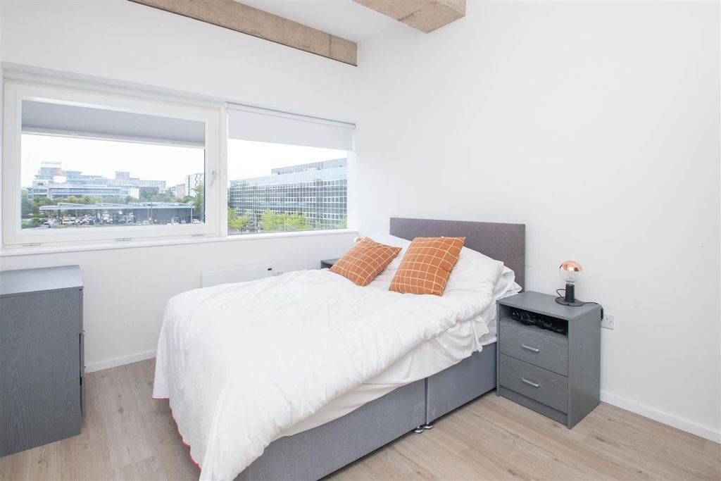 Property photo 1 of 26 248Sta_1.Jpg